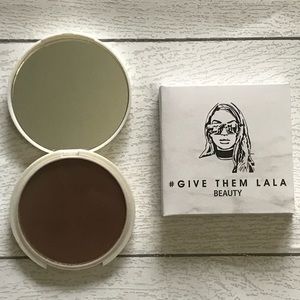 Give Them LaLa Beauty Bronzer